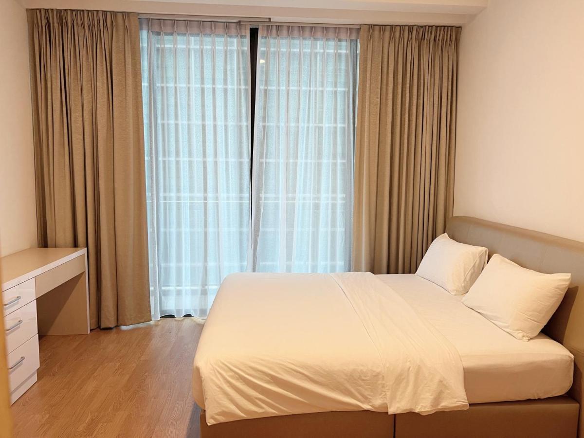 Imperial Grand Suite Apartment Kuching Bagian luar foto